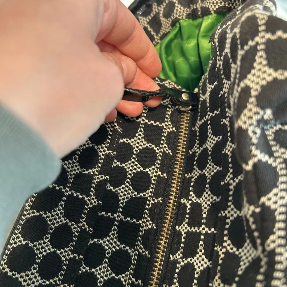 Kate Spade Stevie Classic Noel black and white‎ geometric canvas shoulder bag